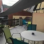 Chez Josephine - La Du Clocher Apartment